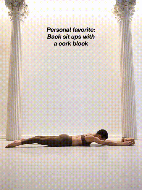 后弯练习步骤_练瑜伽几年能练出气质_瑜伽后弯技巧