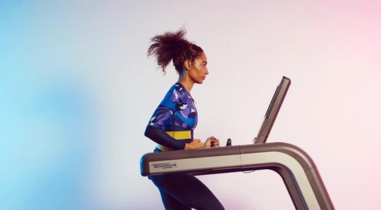 pg国际电子游戏app 用跑步机就能练出翘臀 13个动作告别枯燥健身！