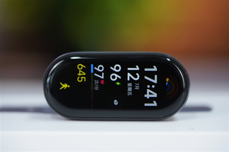 小米手环9评测:睡眠动物让数据更有趣 戴上就舍不得拿下了