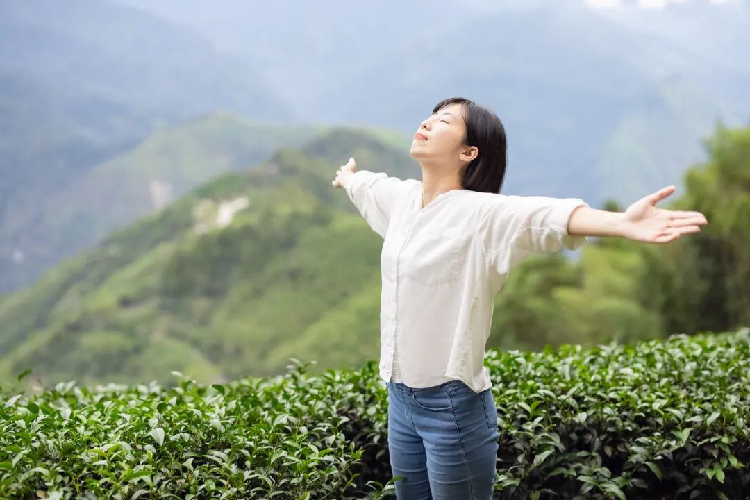 什么时候练深呼吸好_改善心肺功能深呼吸_深呼吸技巧