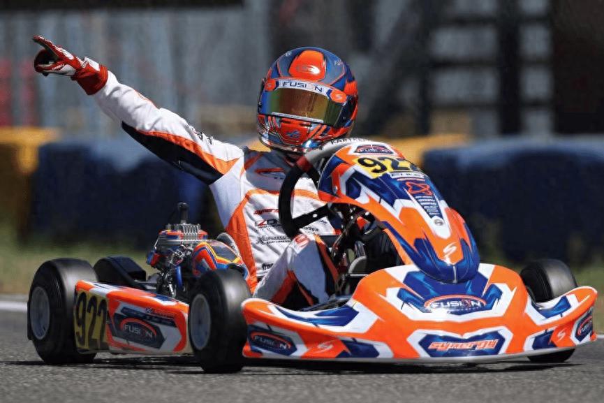 护具的重要性_卡丁车手套选择_健身专用手套