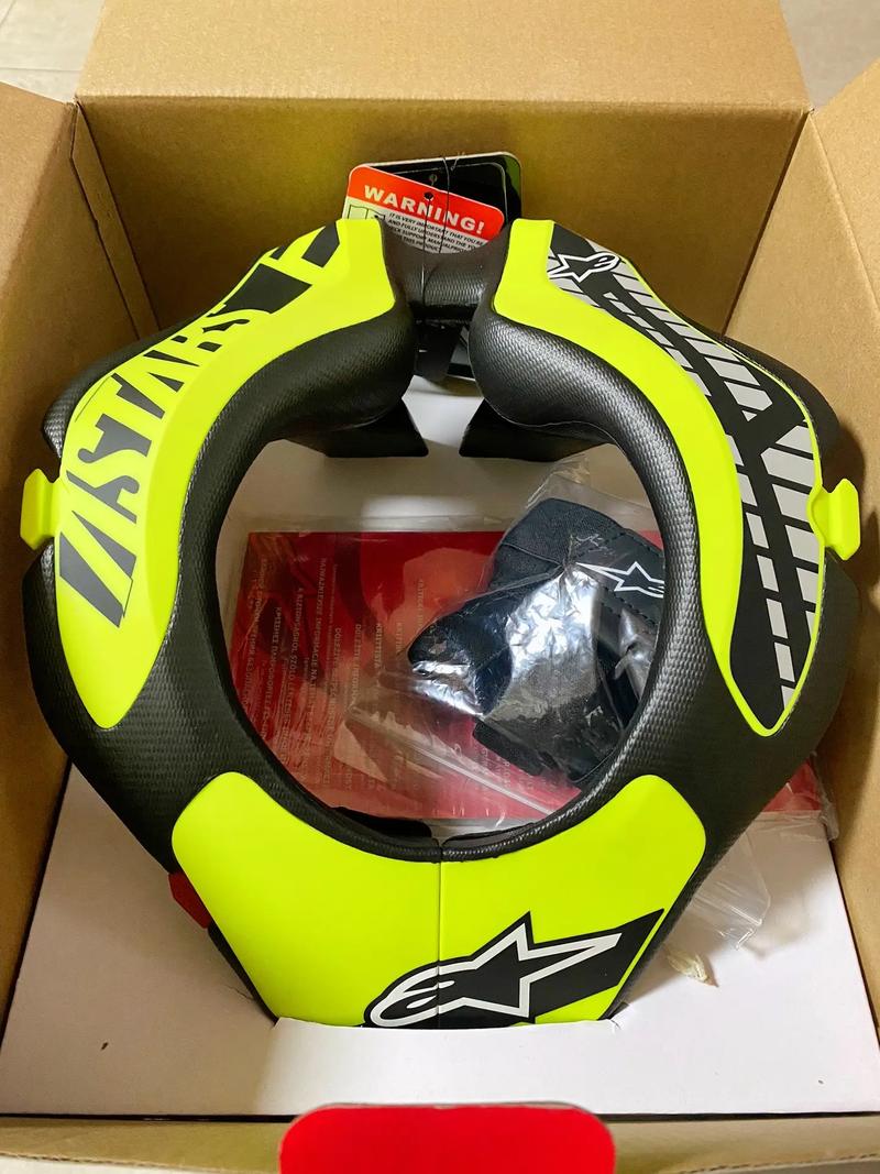 健身专用手套_护具的重要性_卡丁车手套选择