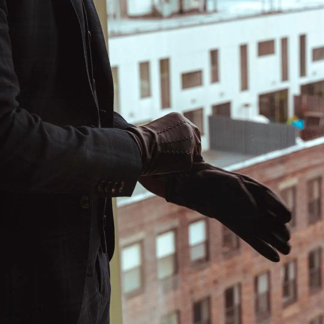 冬天手套材质选择_健身专用手套_保暖与设计平衡的手套推荐