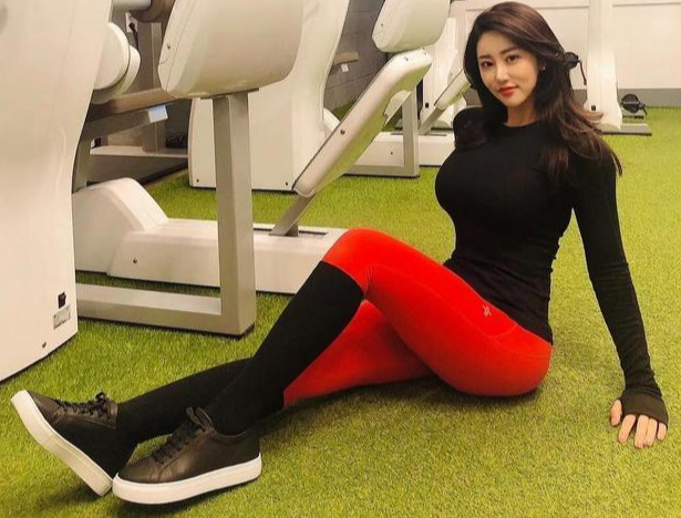 励志减肥人物_尹慧敏健身教练_有氧操教练