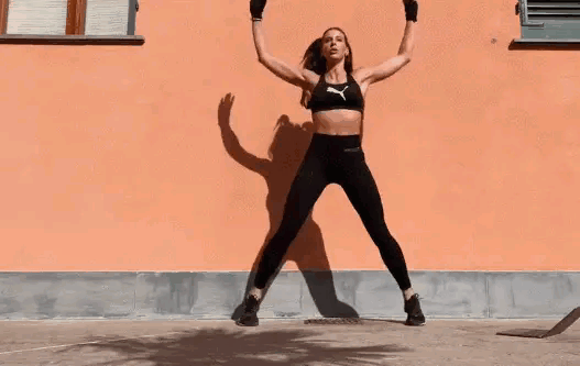 有氧操教练_励志减肥人物_尹慧敏健身教练