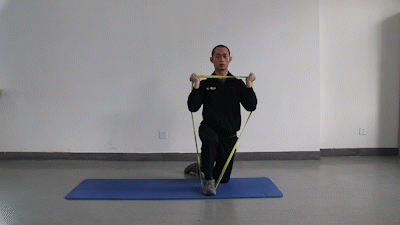 赏金女王pg破解版下载 居家健身，军校学员教你弹力带的正确打开方式