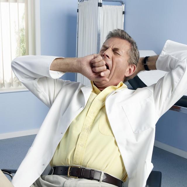 做力量训练时呼吸方法_肺气肿春季护理_肺气肿呼吸训练方法