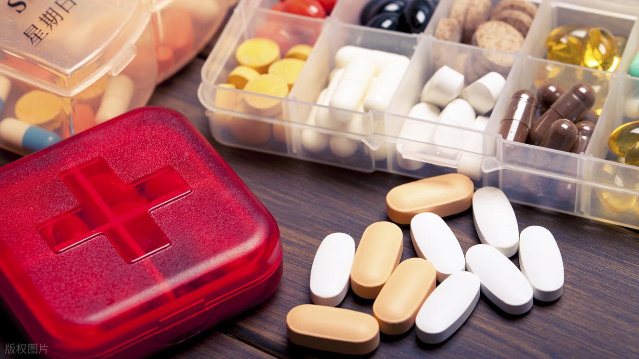 肺气肿呼吸训练方法_肺气肿春季护理_做力量训练时呼吸方法